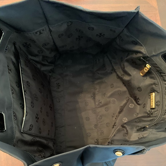 Tory Burch Ella Tote XL Tory Burch Bag - Picture 11 of 12